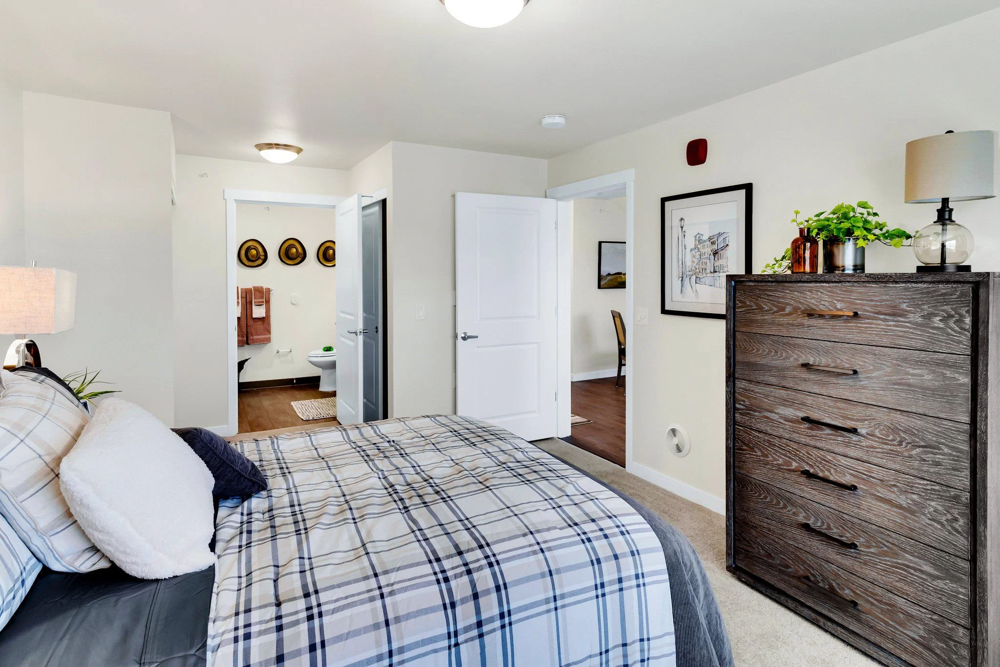 CAPITOL RIDGE GRACIOUS RETIREMENT LIVING