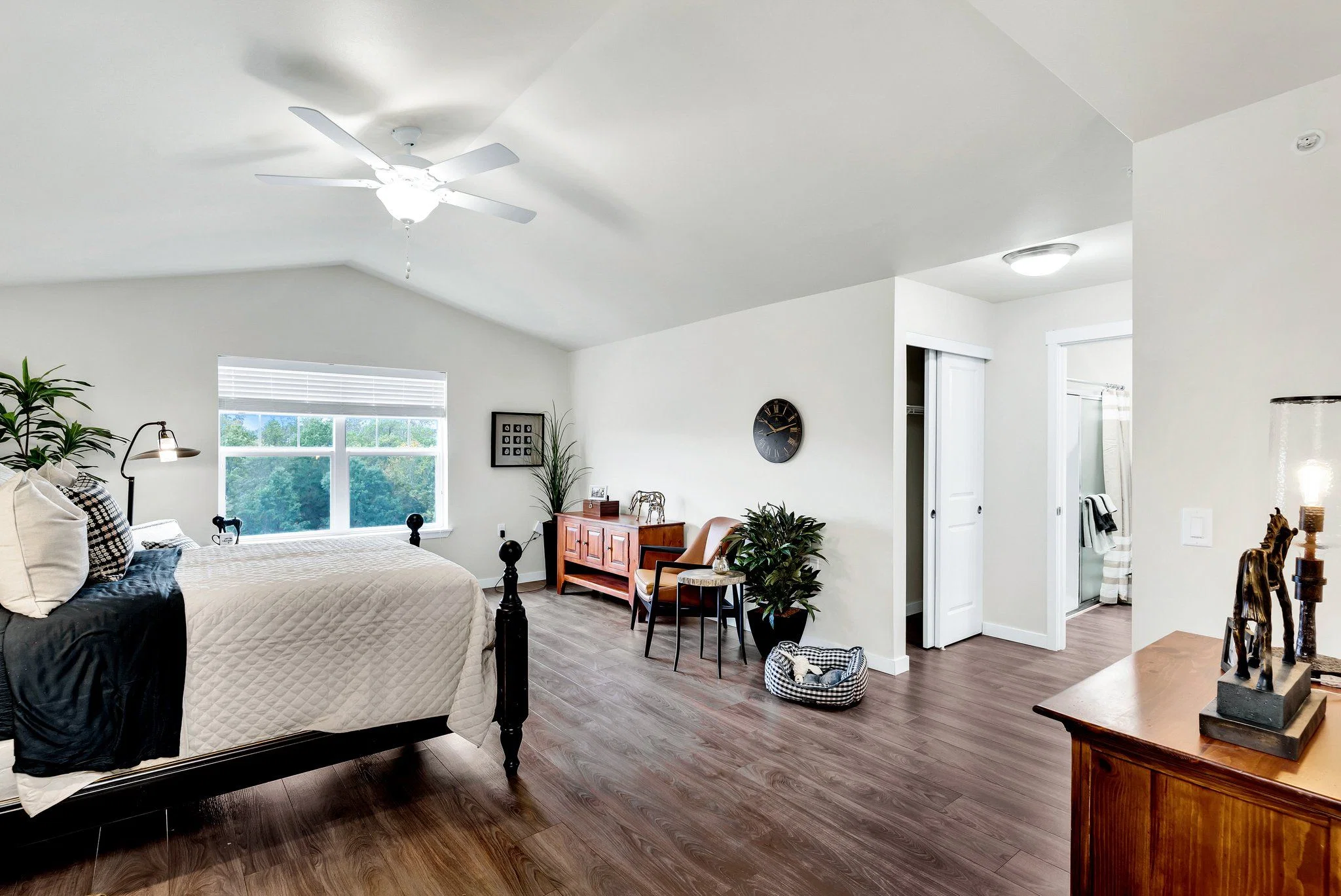 CAPITOL RIDGE GRACIOUS RETIREMENT LIVING