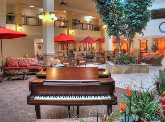 CARLTON SENIOR LIVING SACRAMENTO – ATRIUM BUILDING