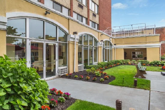 CASTLE SENIOR LIVING AT FOREST HILLS