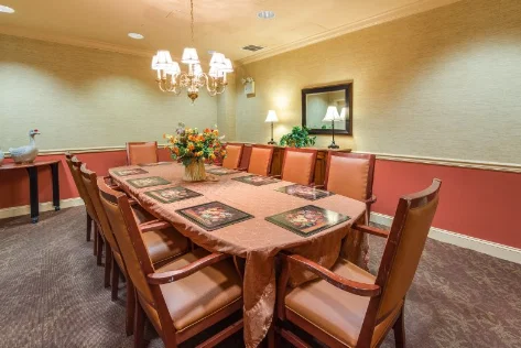 CASTLE SENIOR LIVING AT FOREST HILLS