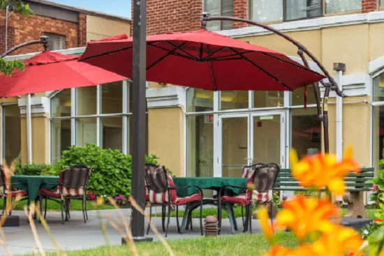 CASTLE SENIOR LIVING AT FOREST HILLS