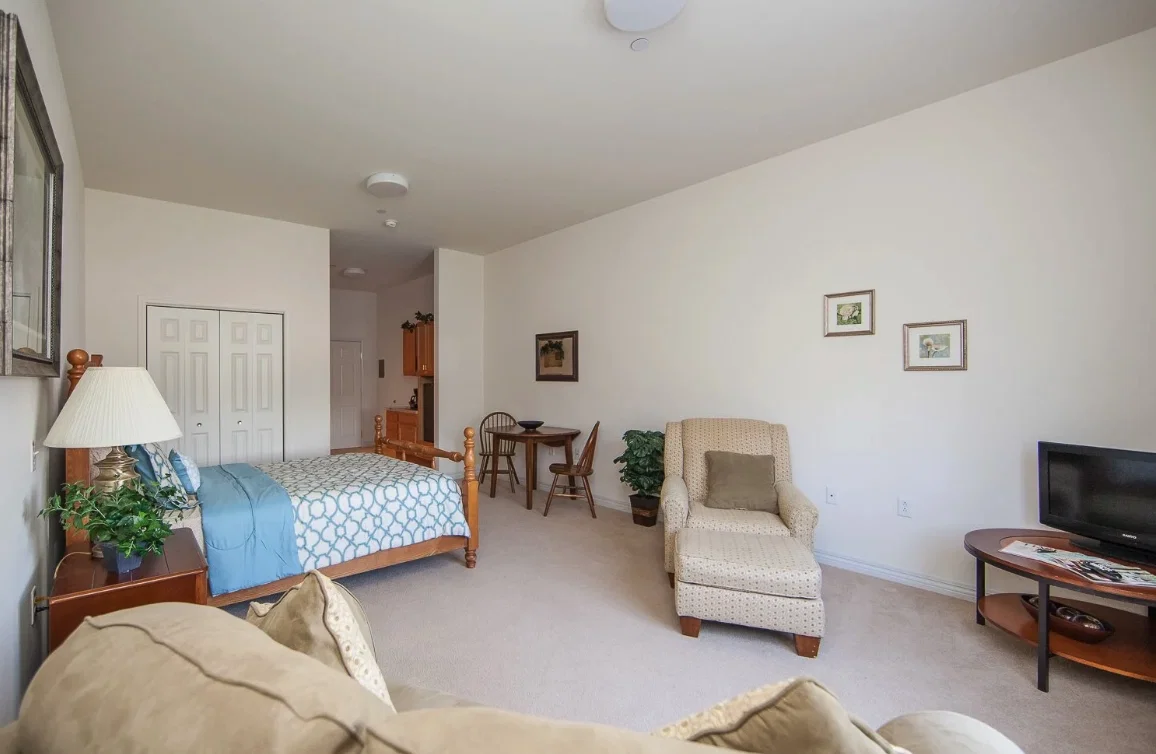 CHARTER SENIOR LIVING OF WASHINGTON