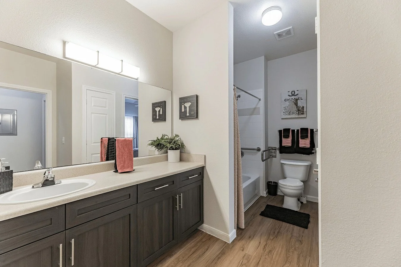 Cienega Apartments
