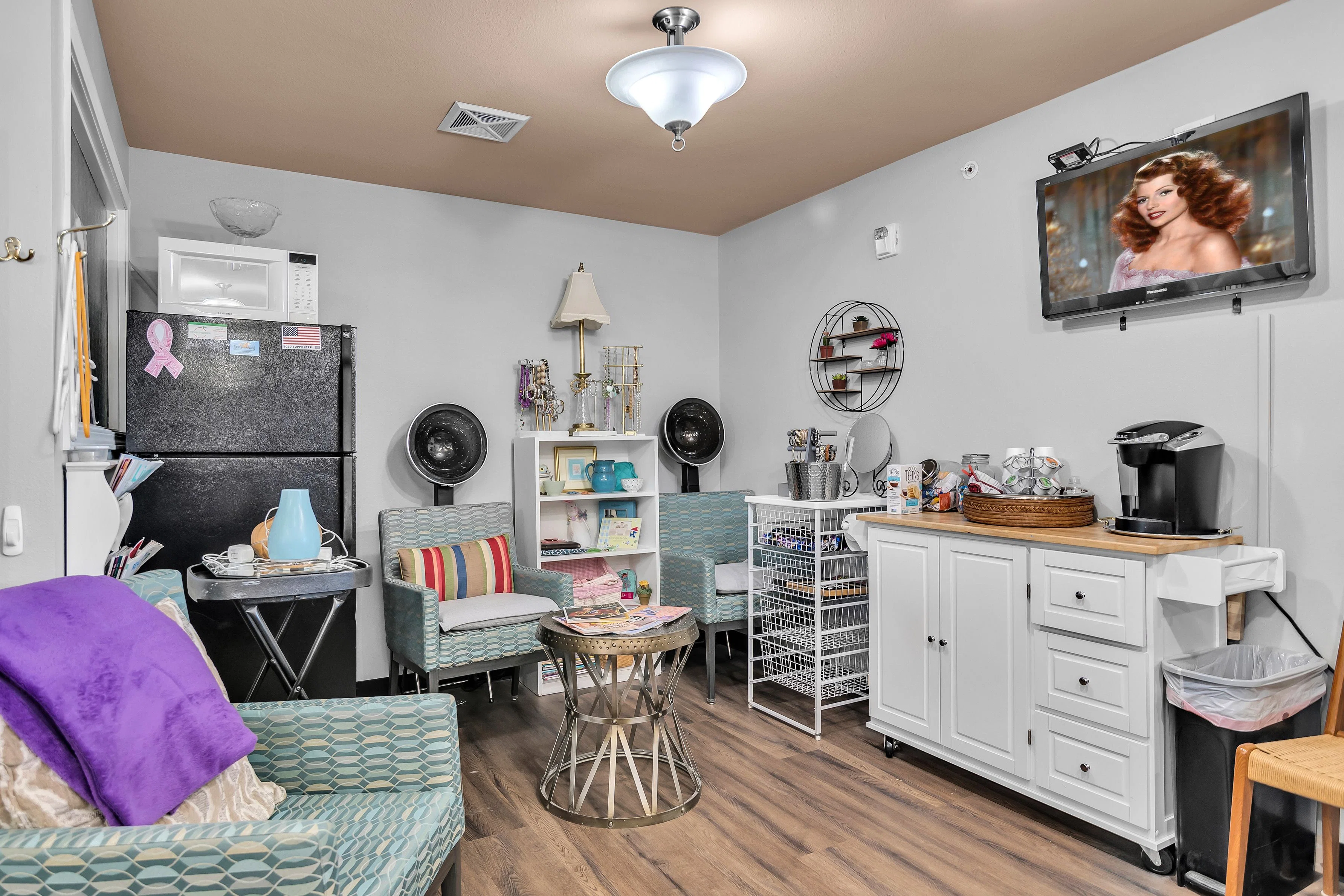 COLONIAL GARDENS GRACIOUS RETIREMENT LIVING
