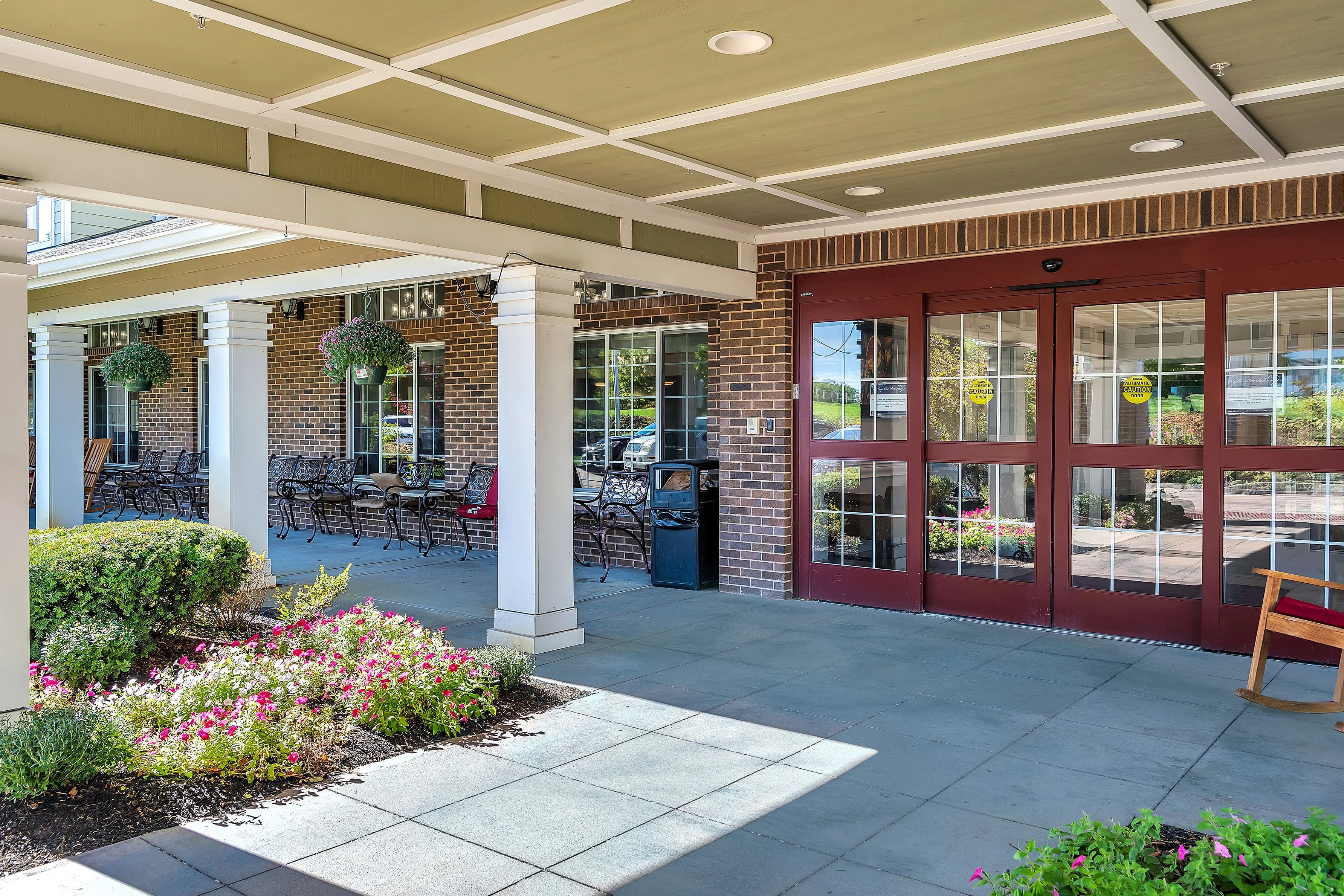 COLONIAL GARDENS GRACIOUS RETIREMENT LIVING