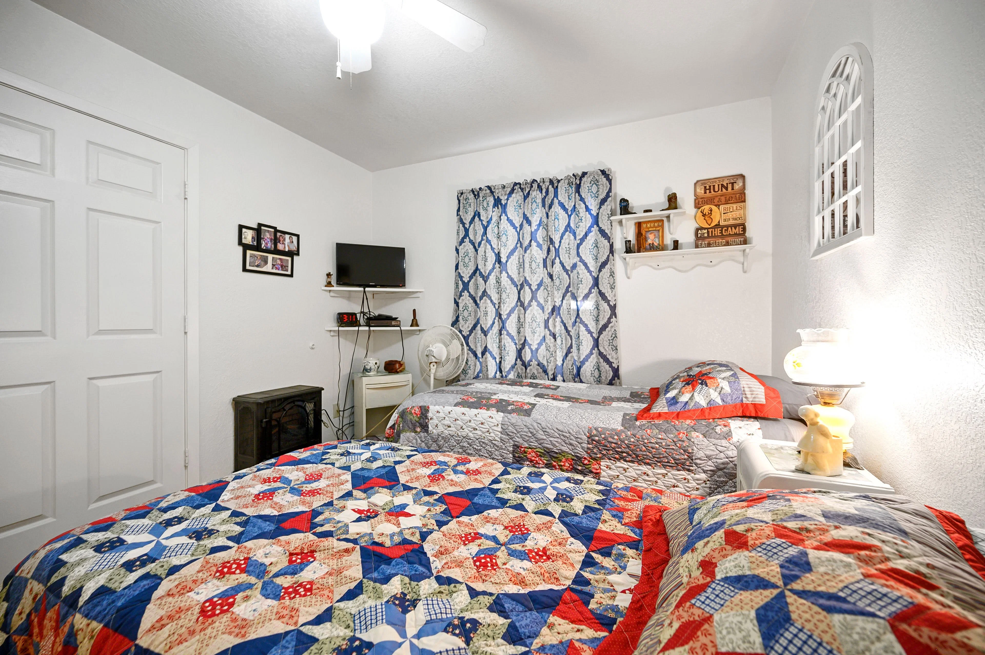 Colonial Lodge Senior Living