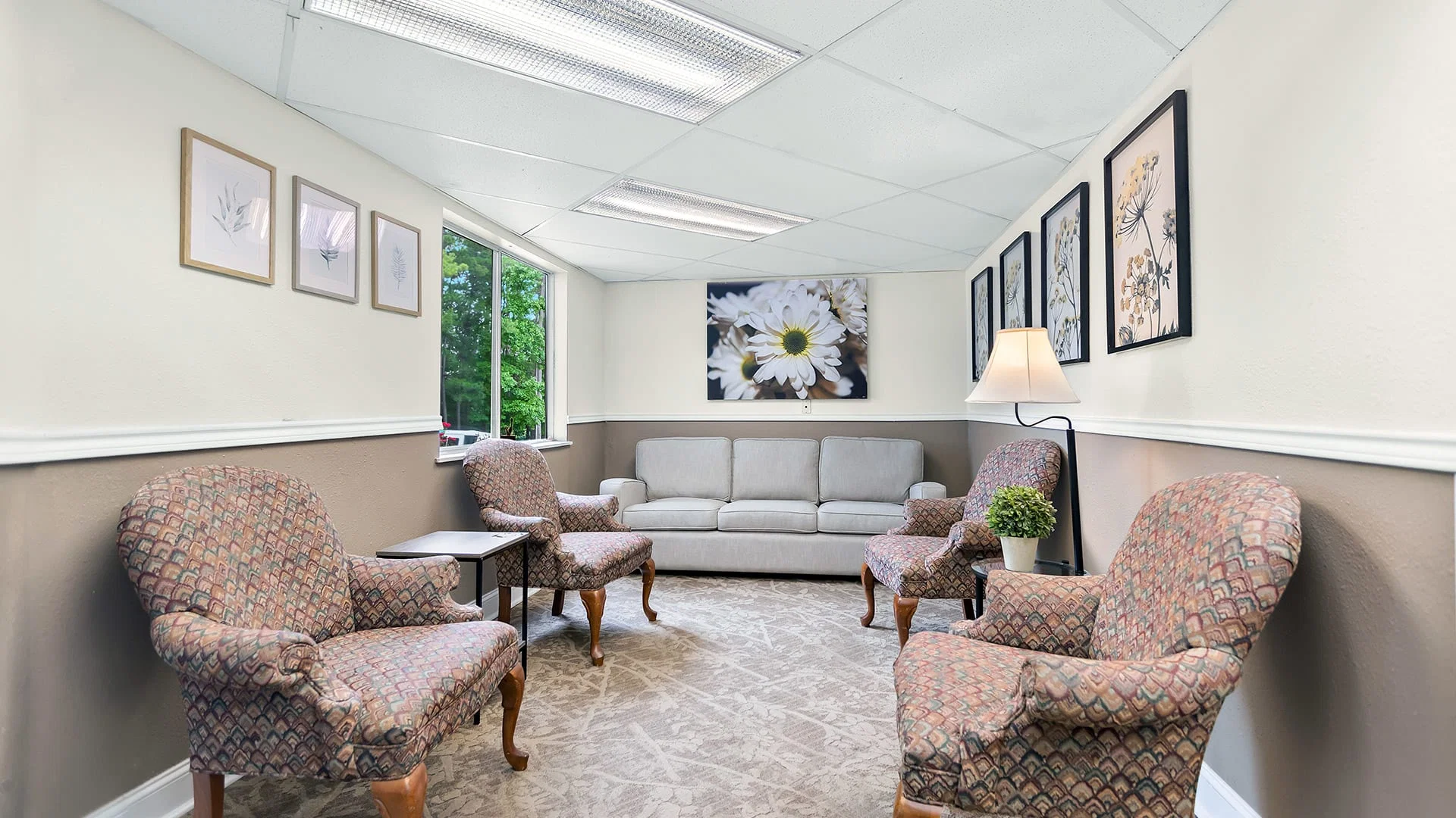 Colonial Village