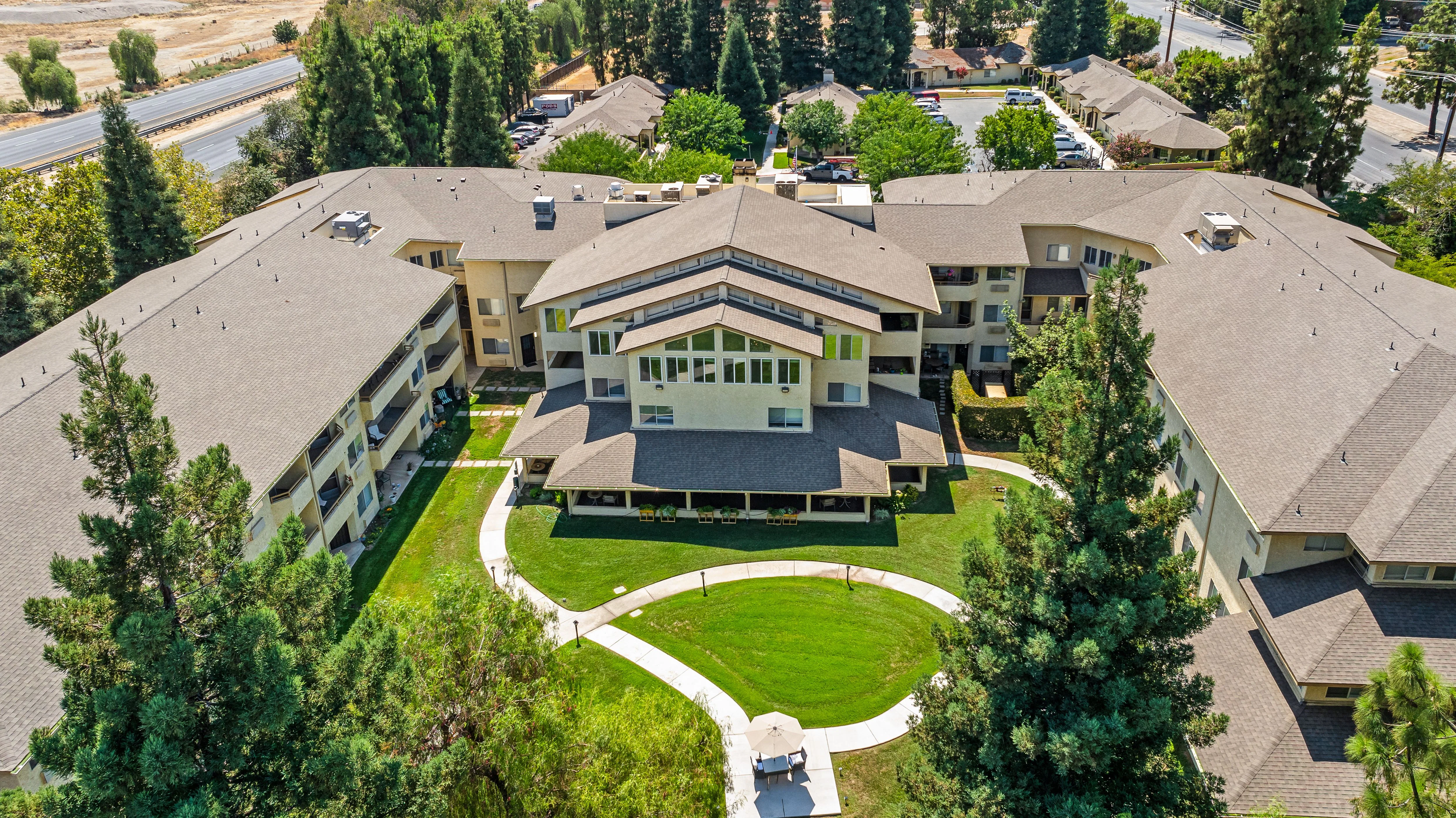 COLUMBUS ESTATES