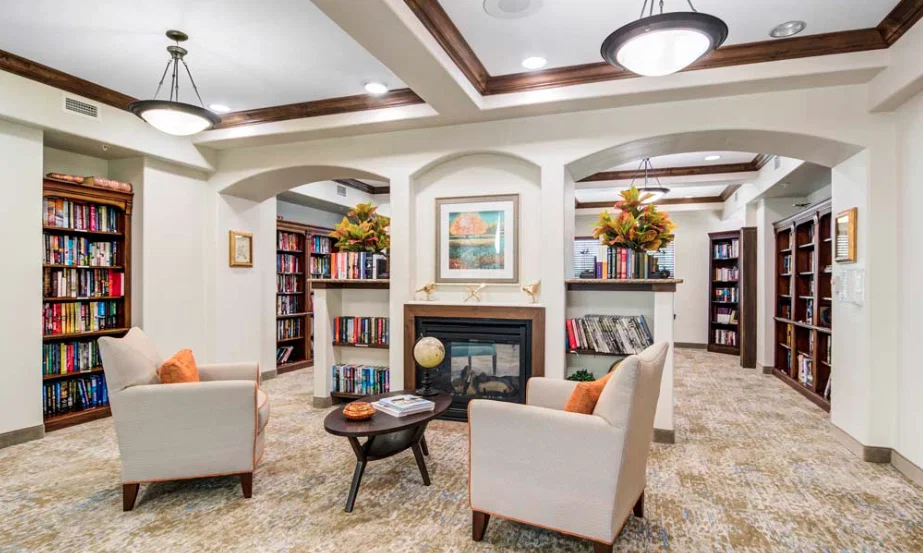 COTTONWOOD ESTATES GRACIOUS RETIREMENT LIVING