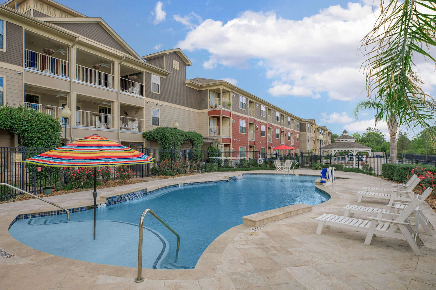 CYPRESS GARDENS APARTMENTS