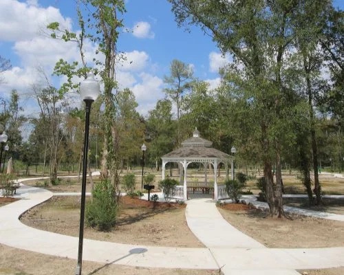 CYPRESS GARDENS APARTMENTS