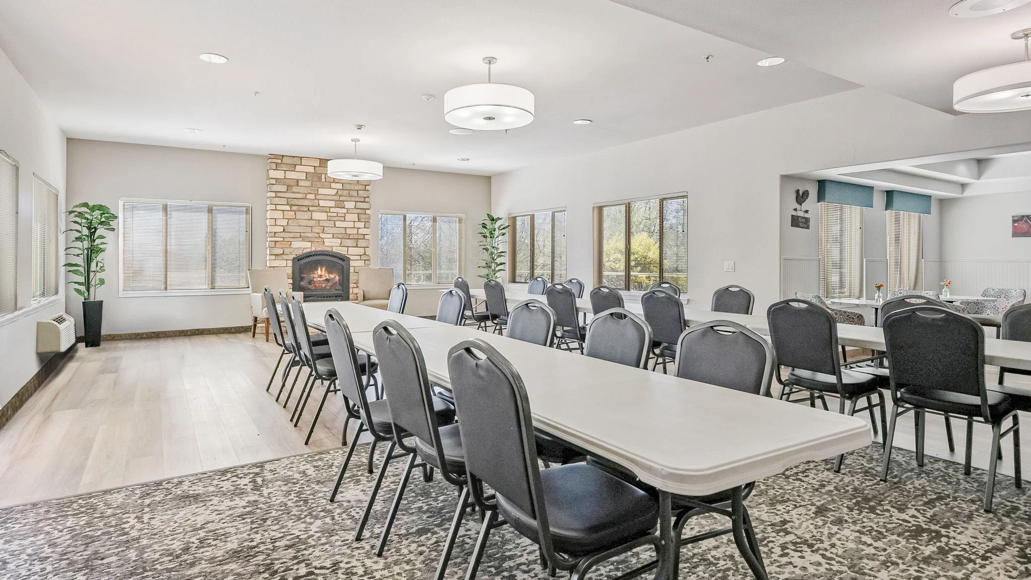 DESERT SPRINGS GRACIOUS RETIREMENT LIVING