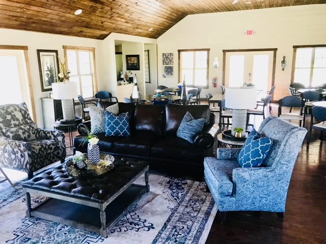 EMERALD COTTAGES OF ROUND ROCK
