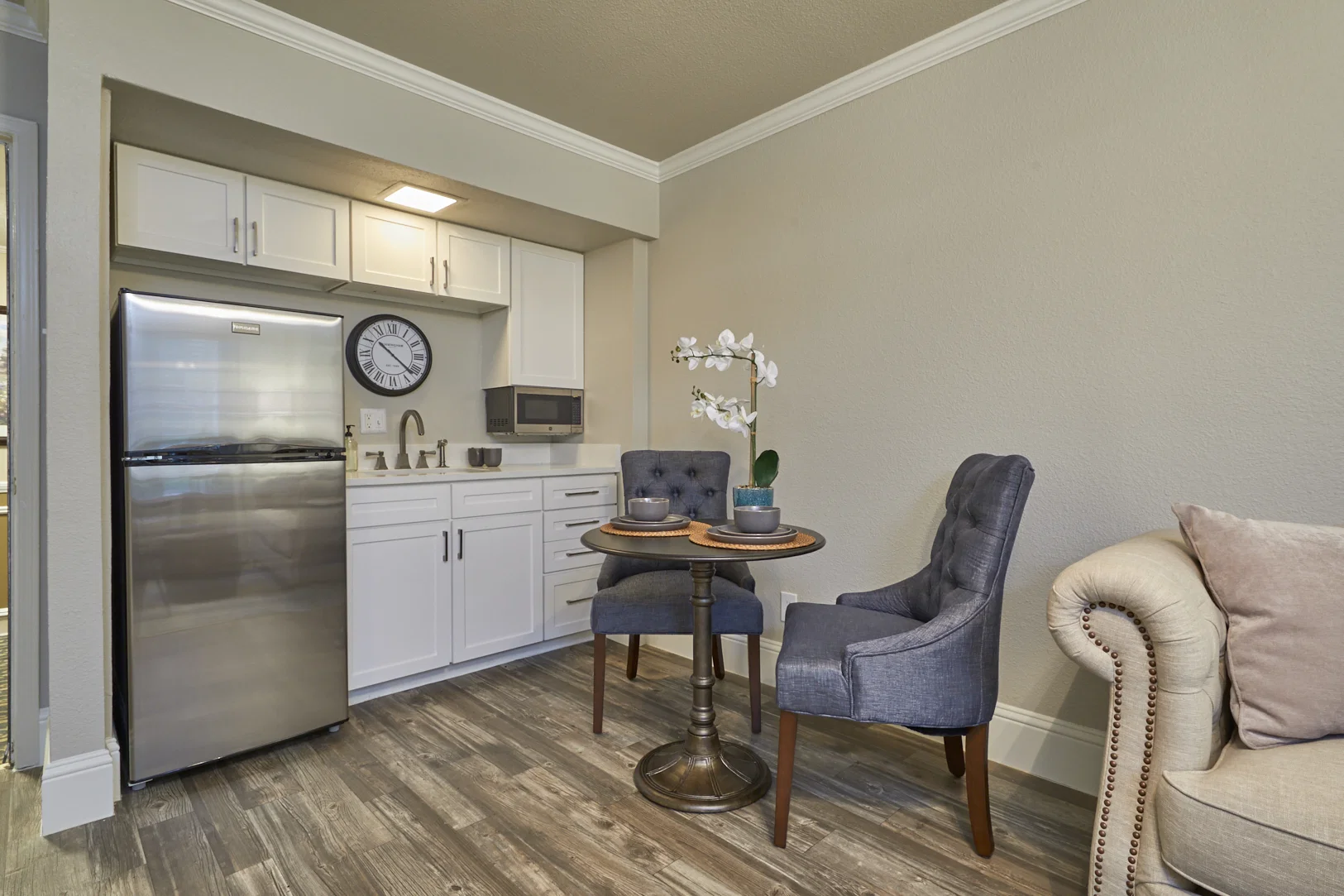 EMERSON ON HARVEST HILL