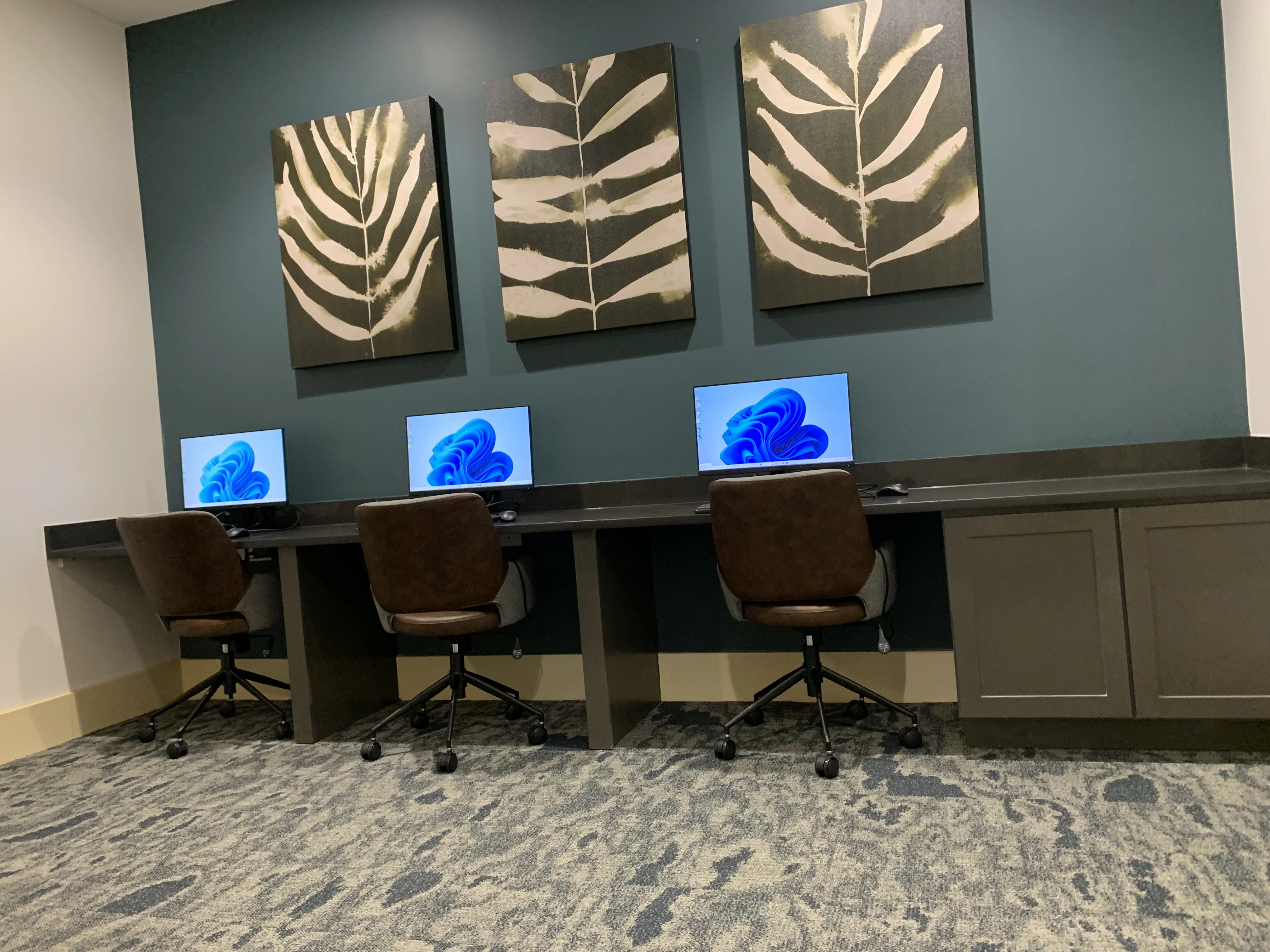 ENCLAVE AT LAKE POINTE