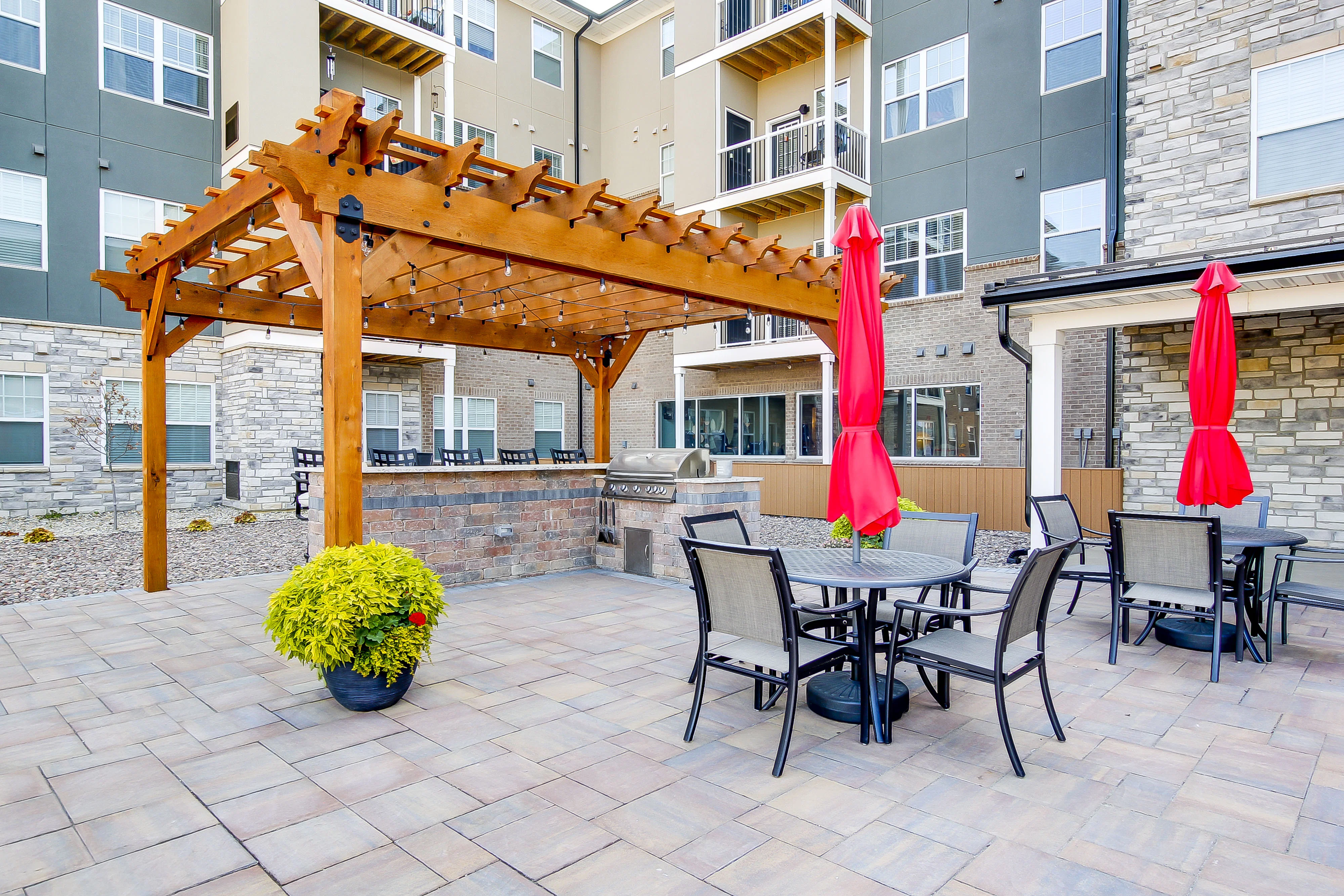 ENCORE 55+ BOUTIQUE APARTMENTS - PLAINFIELD