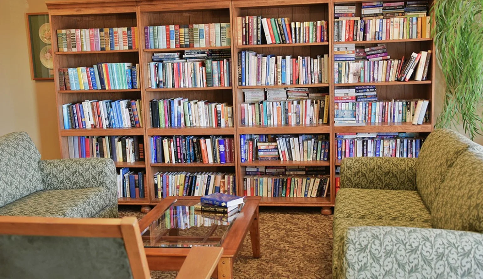 FOX HOLLOW INDEPENDENT & ASSISTED LIVING COMMUNITY