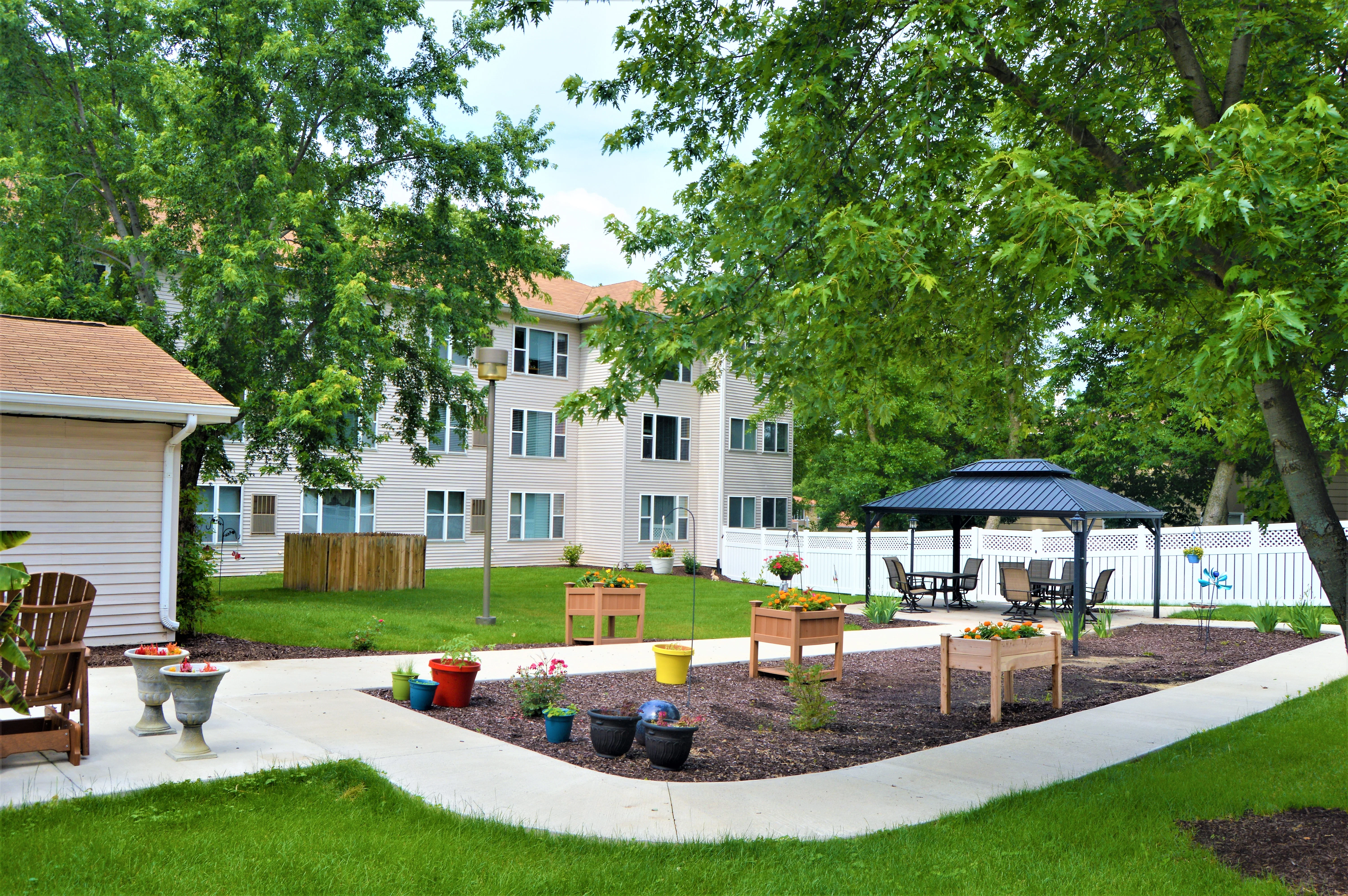 GARNETT PLACE RETIREMENT COMMUNITY