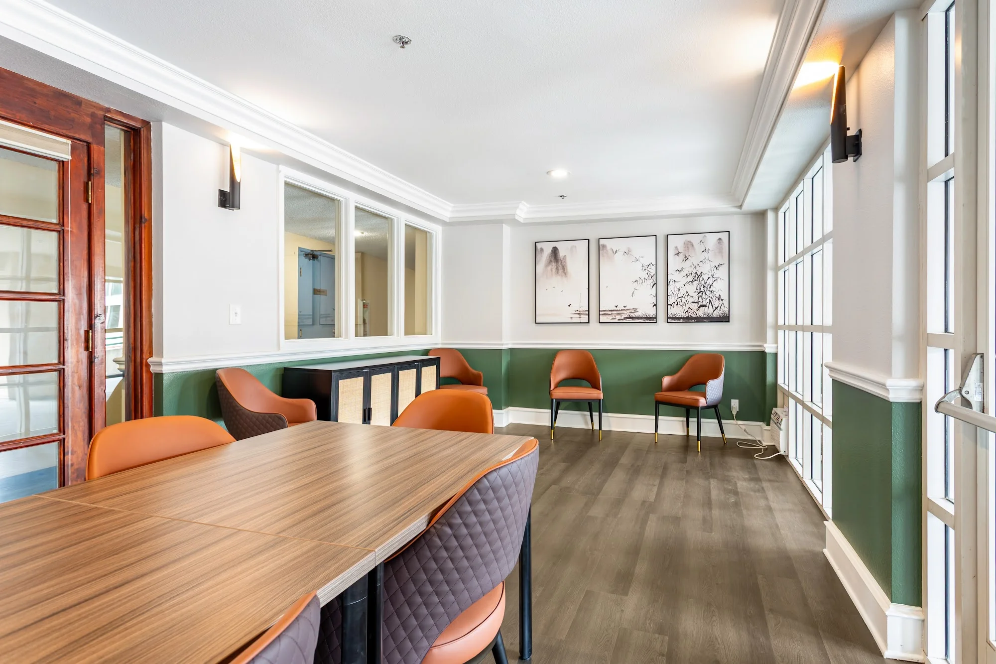 Grand Plaza Senior