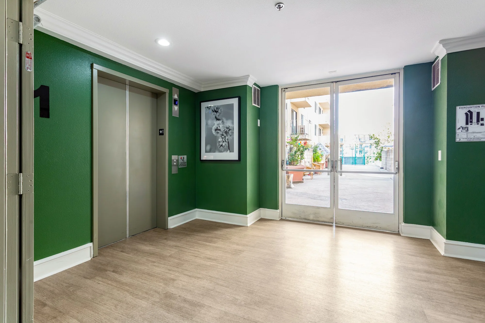 Grand Plaza Senior