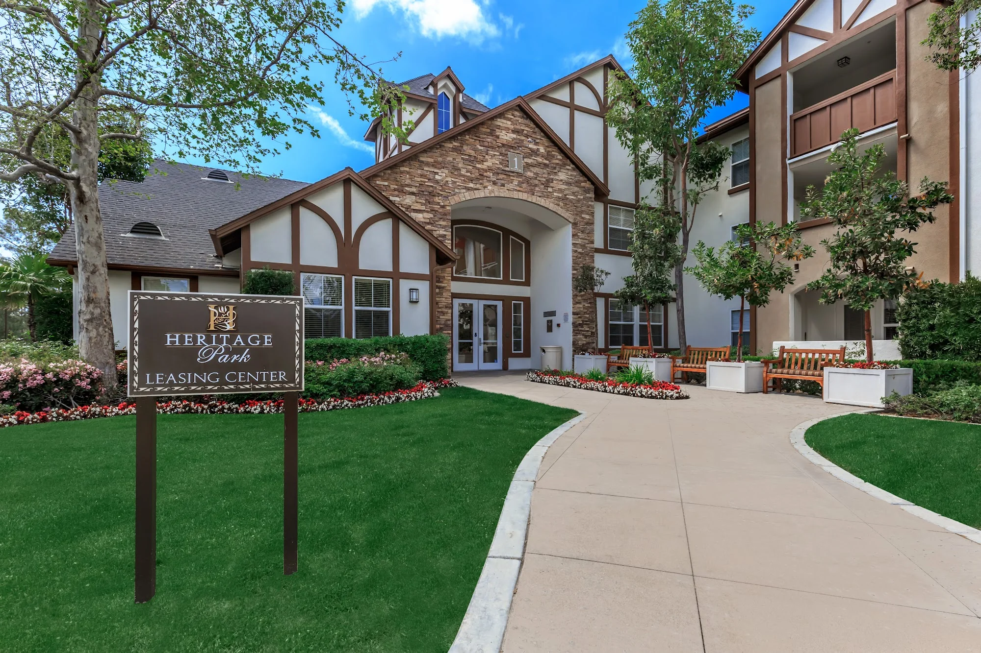 HERITAGE PARK SENIOR APARTMENT HOMES