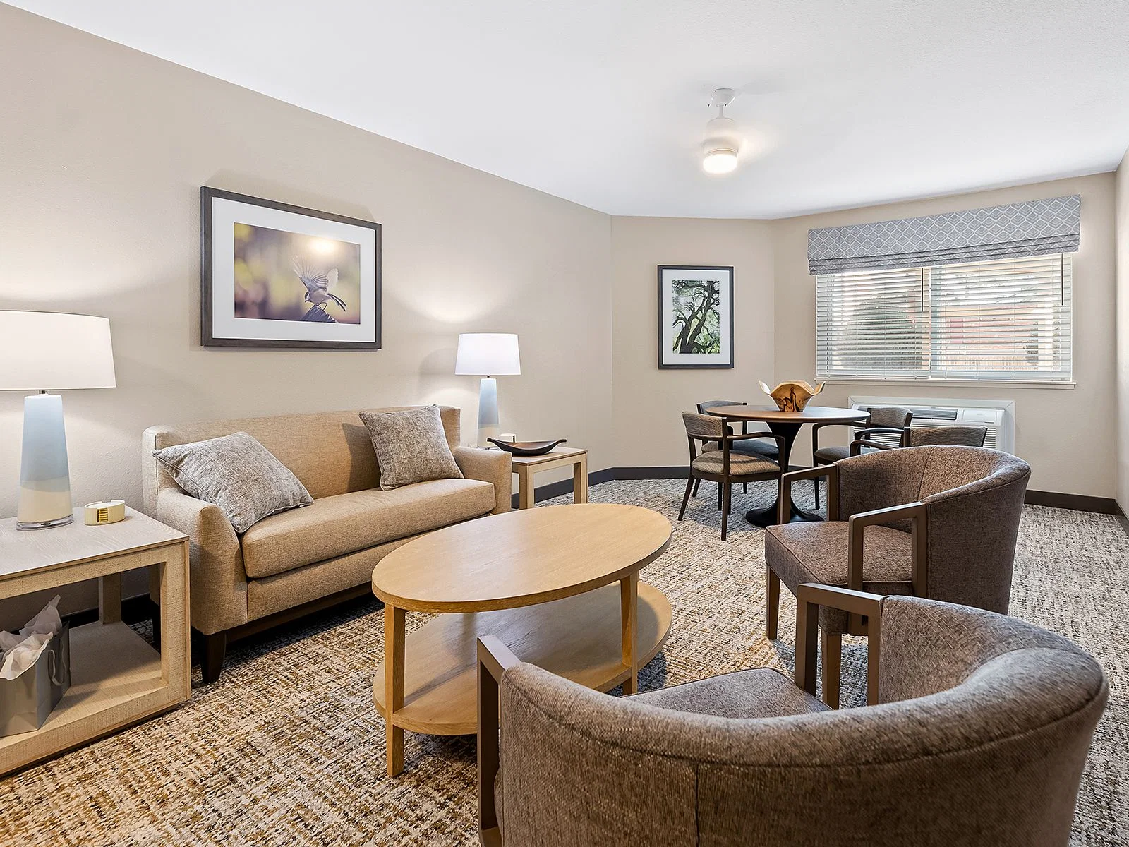 HOLIDAY ANDOVER PLACE