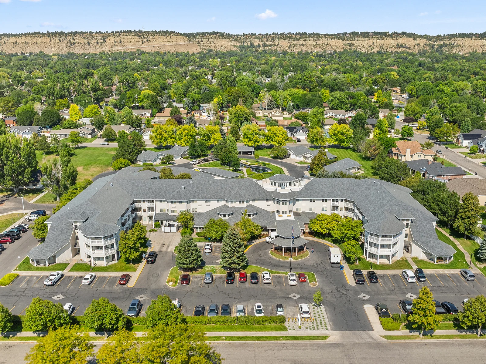 HOLIDAY ASPEN VIEW