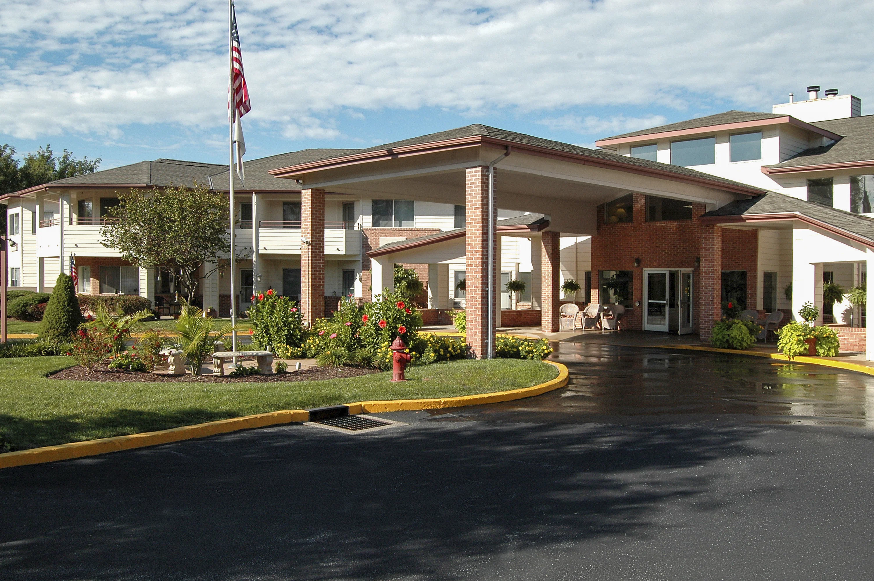HOLIDAY BRIARCREST ESTATES