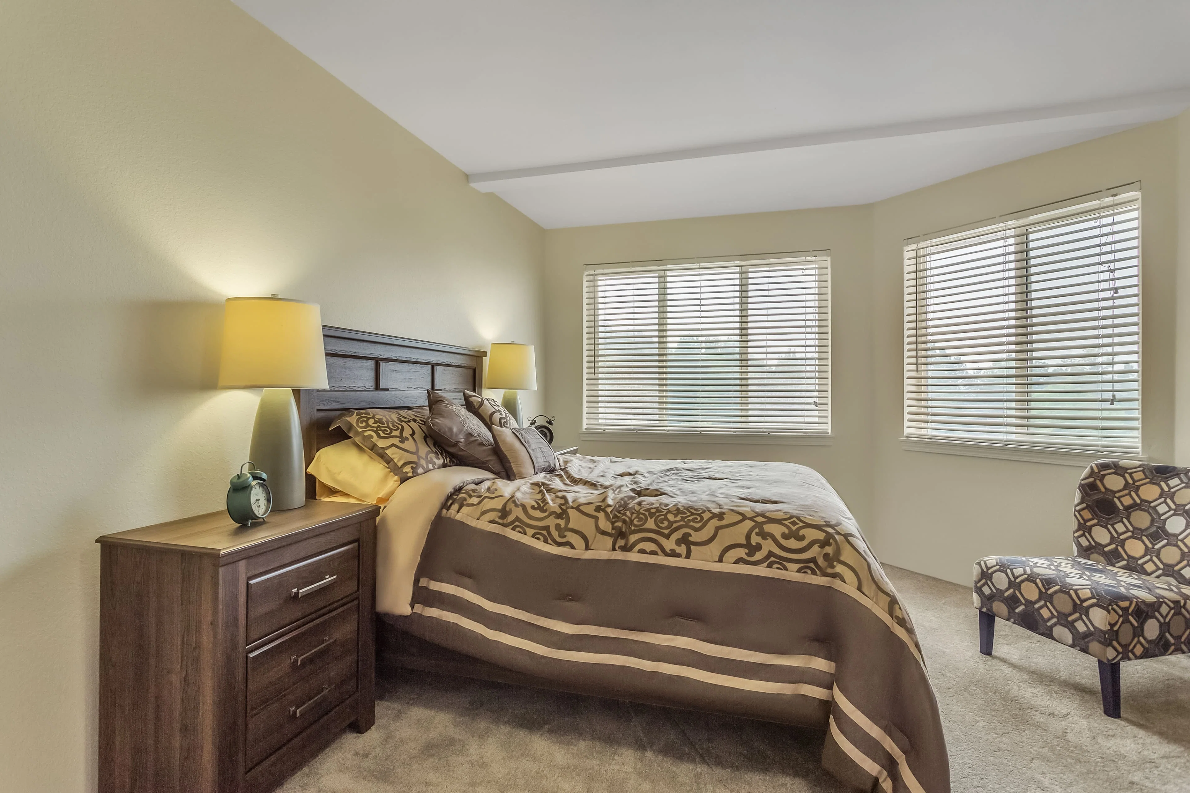 HOLIDAY HILLS ESTATES
