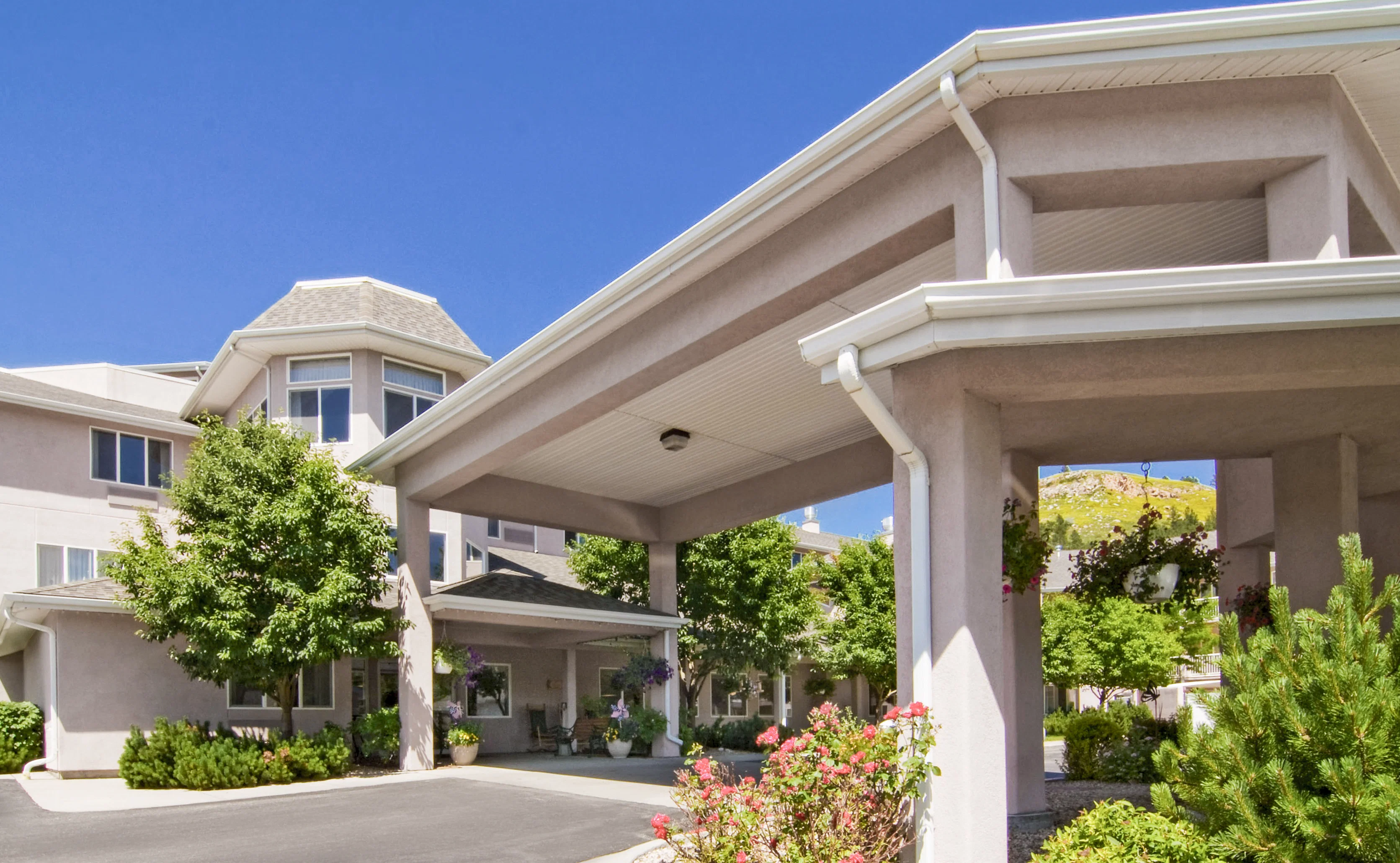 HOLIDAY HILLS ESTATES