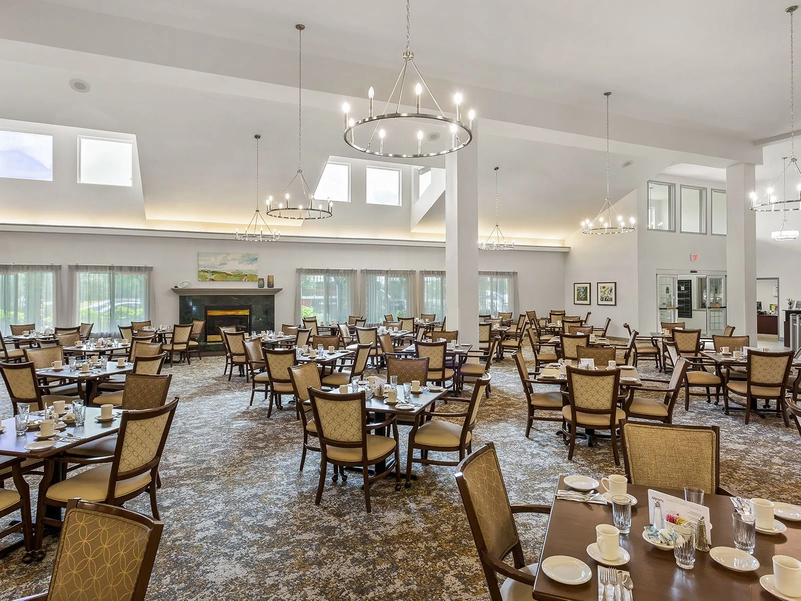 HOLIDAY THE MANOR AT OAKRIDGE