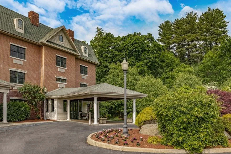 Holiday Manor at Woodside