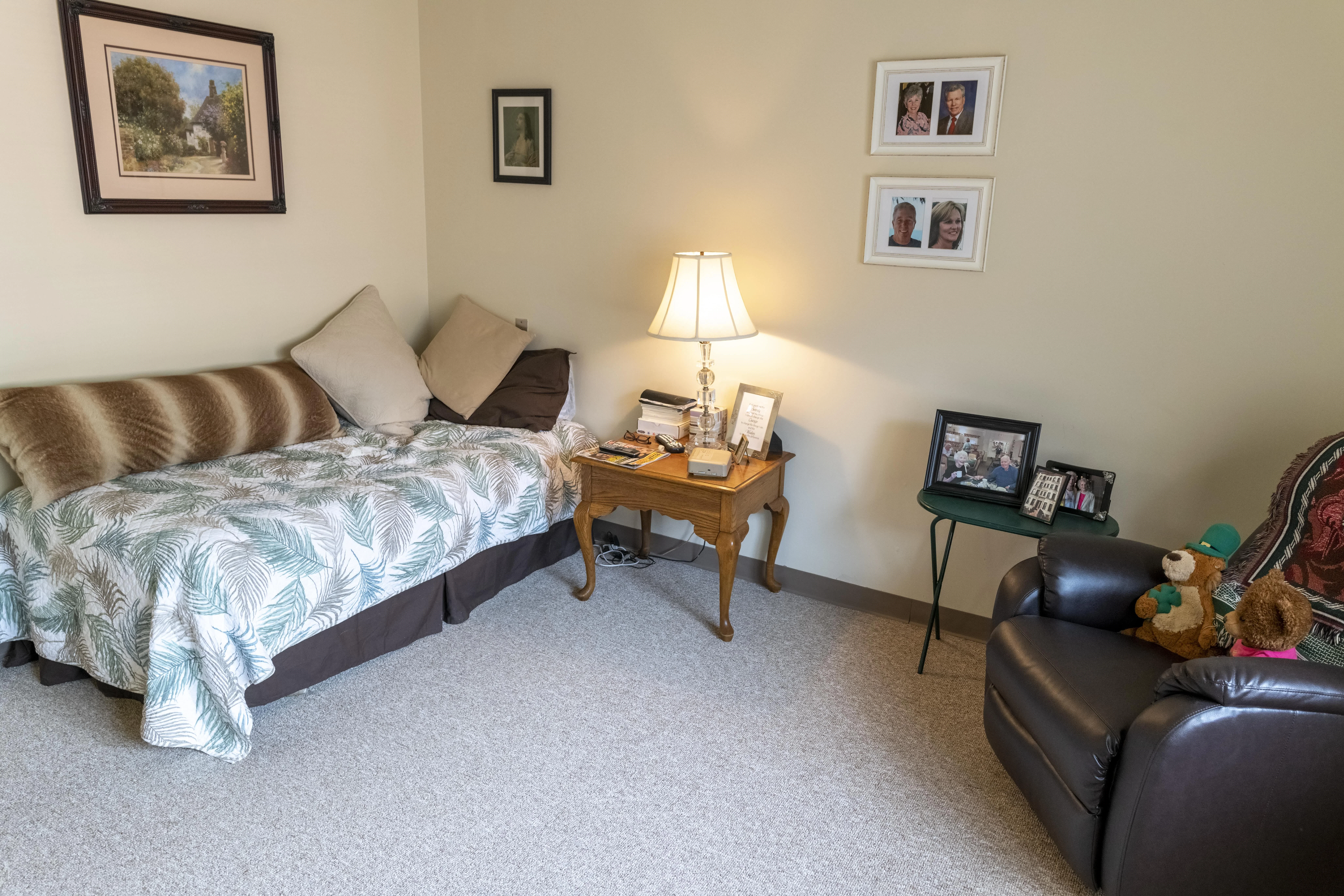 Holiday Manor at Woodside
