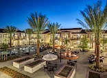Holiday Valencia Commons