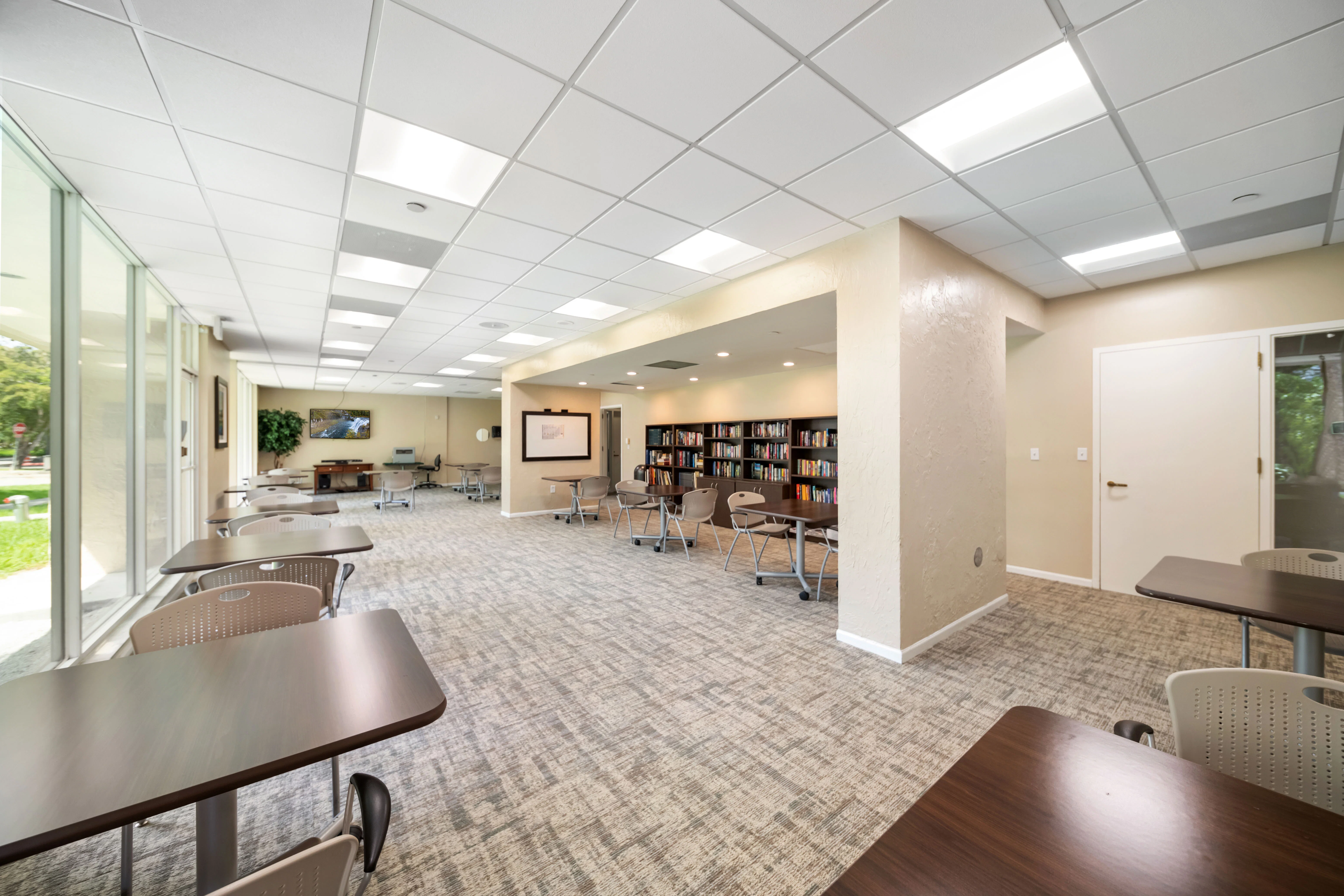 IMPERIAL CLUB INDEPENDENT LIVING