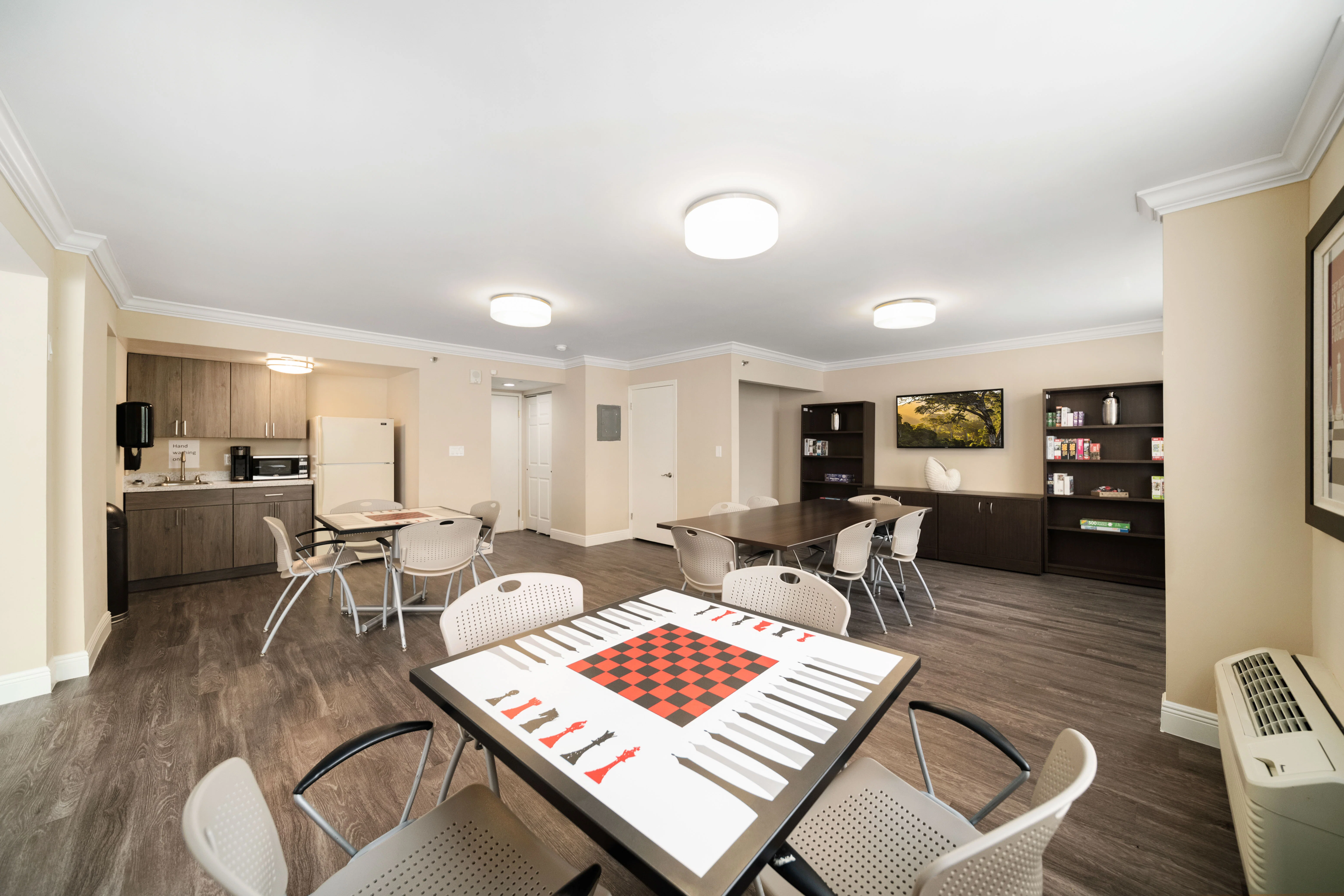 IMPERIAL CLUB INDEPENDENT LIVING