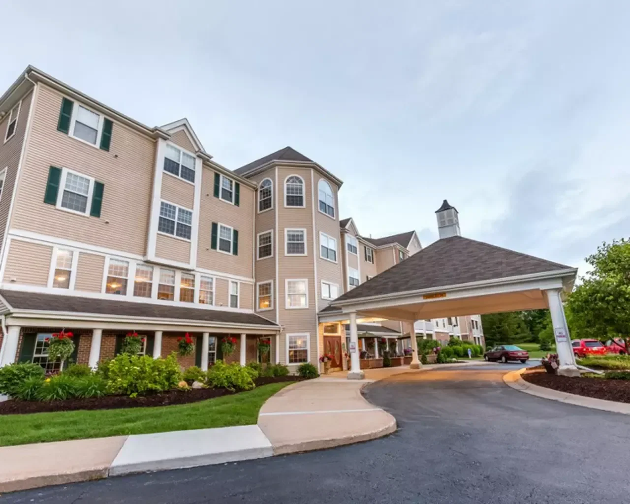 INDEPENDENCE VILLAGE OF PETOSKEY