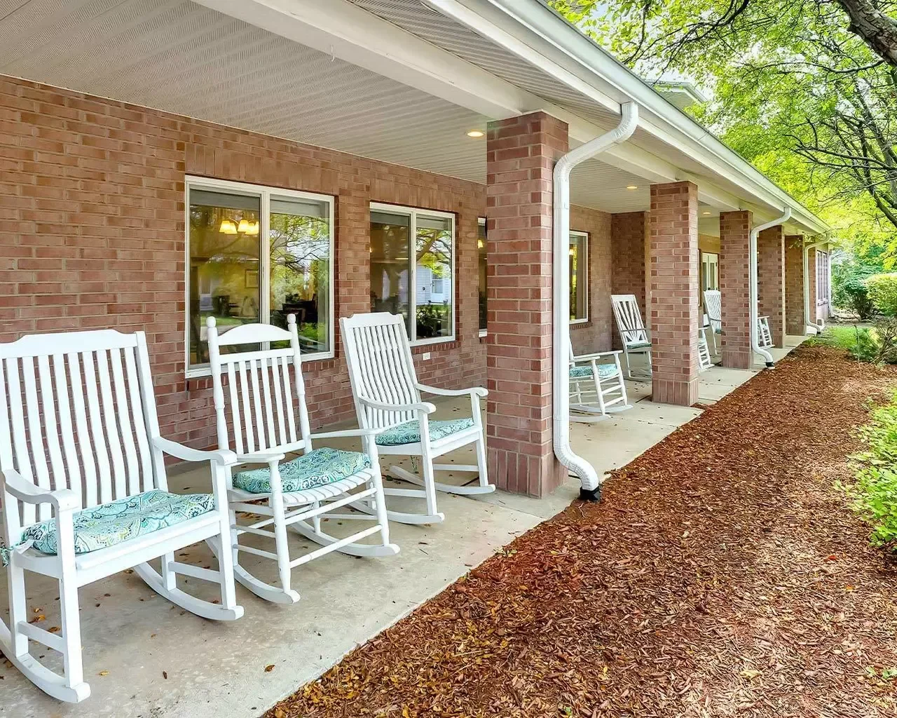 INDEPENDENCE VILLAGE OF WATERFORD
