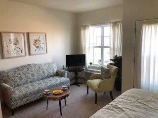 Ivy Creek Gracious Retirement Living