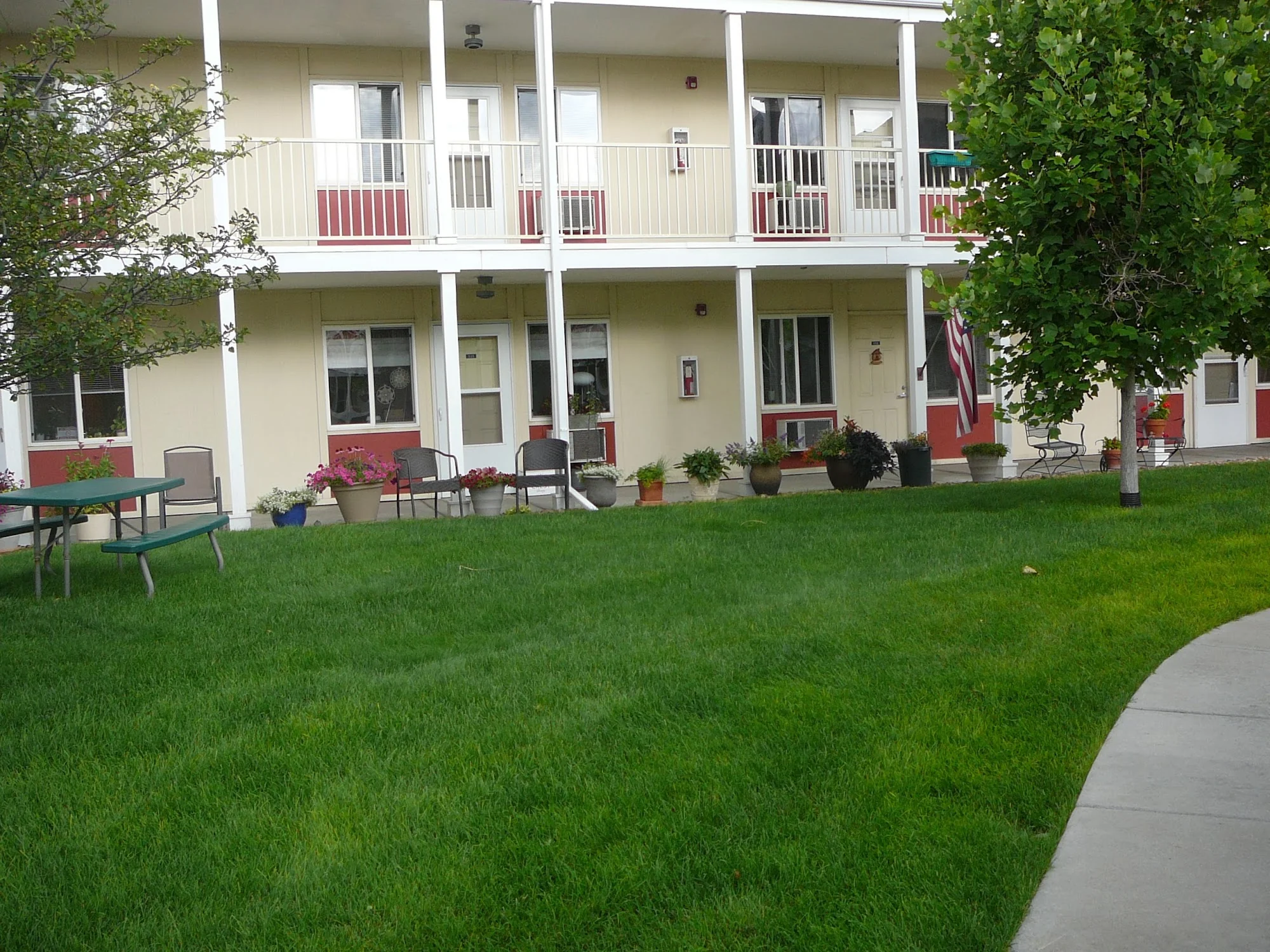 Kentucky Circle Village