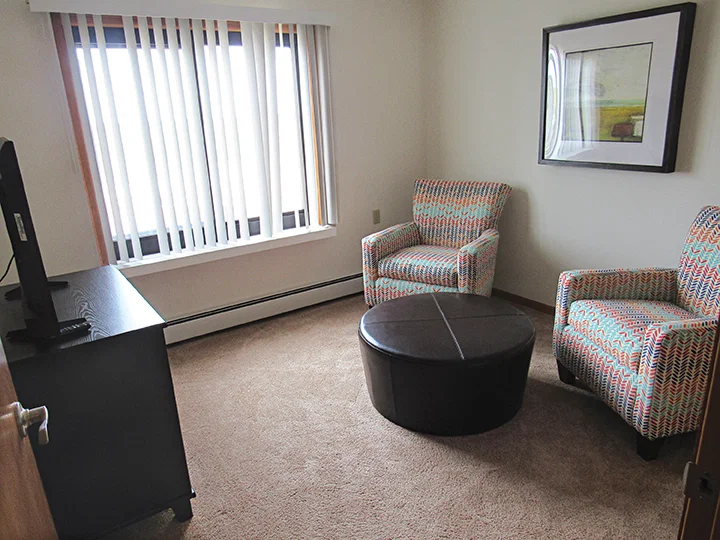 KNOLLWOOD PLACE APARTMENTS