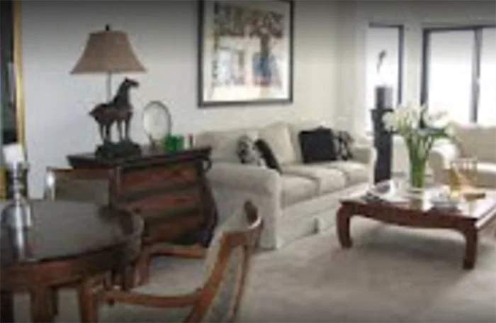 KNOLLWOOD PLACE APARTMENTS