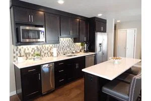 LAKESIDE VILLAGE APARTMENTS