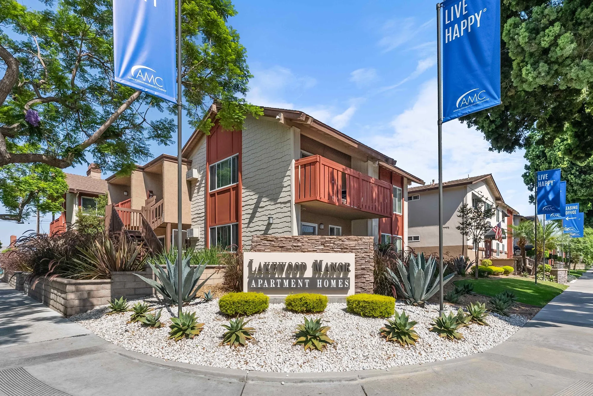 LAKEWOOD MANOR APARTMENT HOMES
