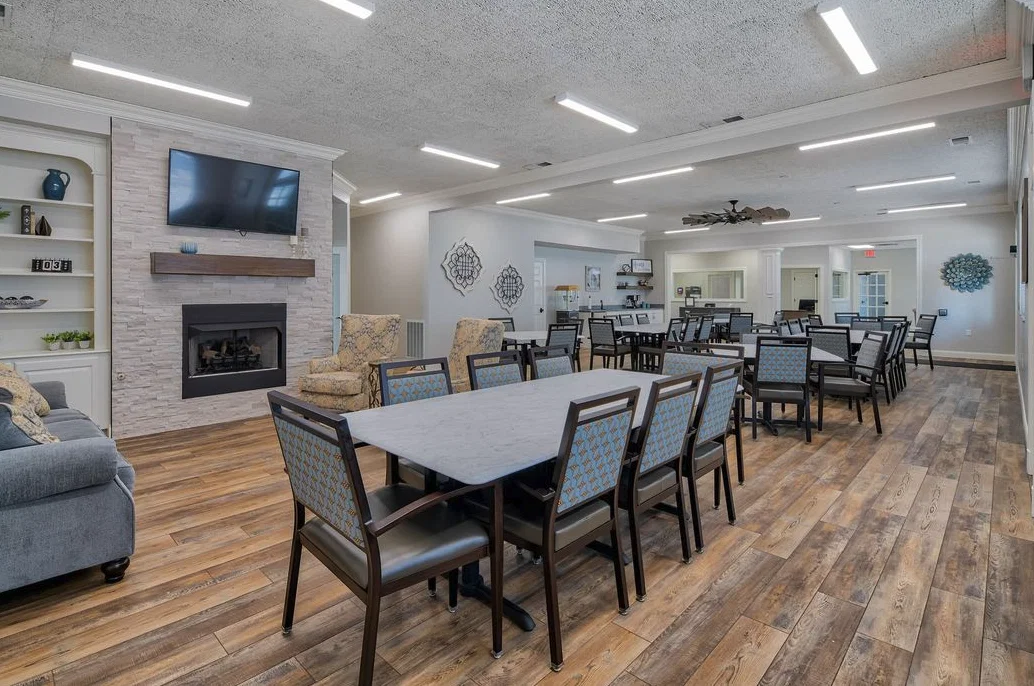 LEISURE LIVING APARTMENTS