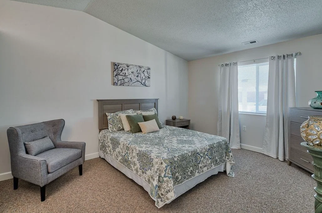 LEISURE LIVING APARTMENTS
