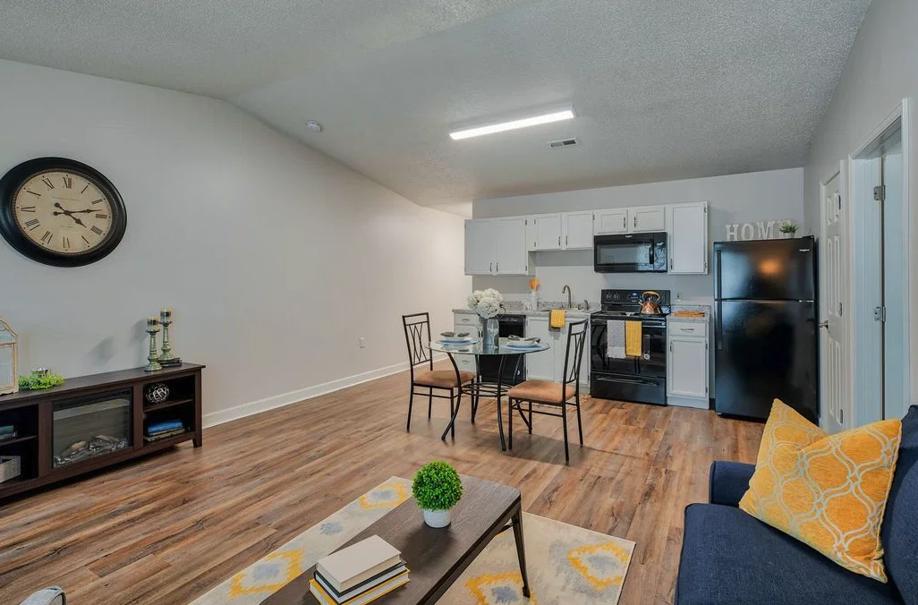LEISURE LIVING APARTMENTS