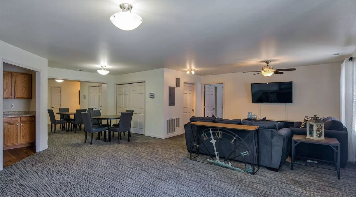 Leisure Living Lakeside - Independent Living photo