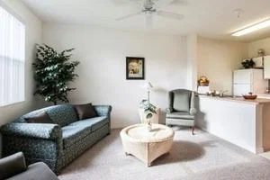 LEXINGTON CLUB AT RENAISSANCE SQUARE